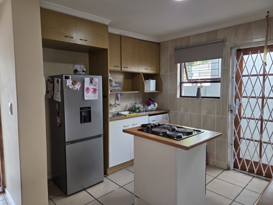 3 Bedroom Property for Sale in Windsor Park Western Cape